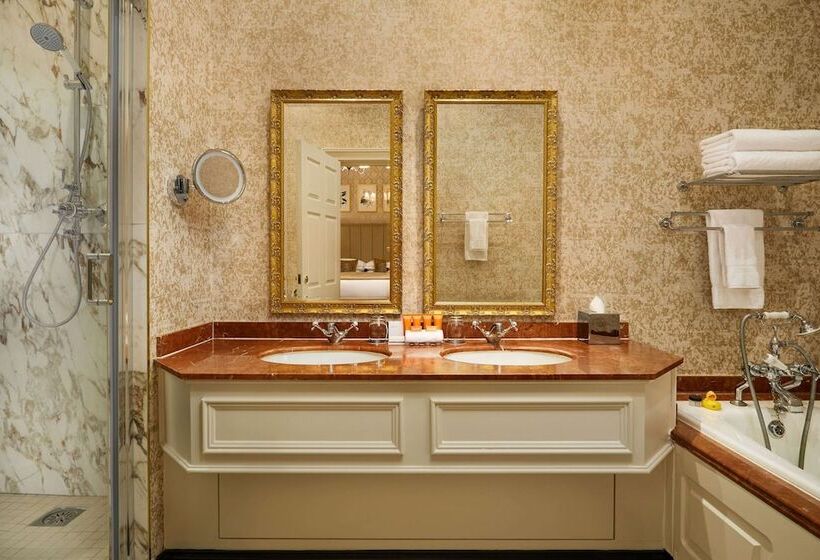 חדר דלוקס, The K Club