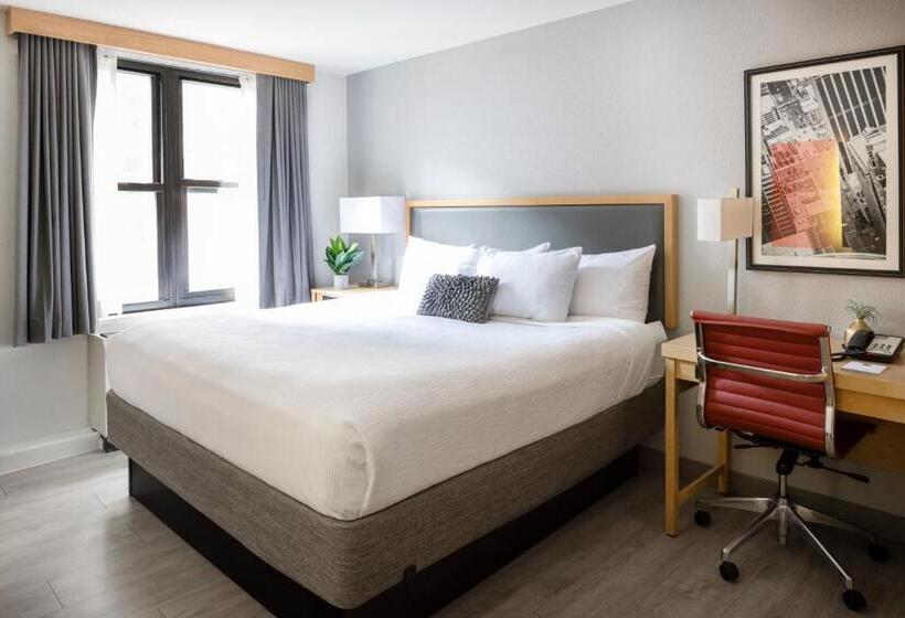 اتاق سوپریور با تخت بزرگ, Saint Clair   Magnificent Mile