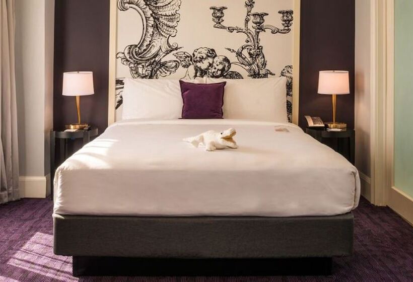 Полулюкс, Hampton Inn & Suites New Orleans Canal St. French Quarter