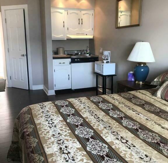 חדר סטנדרט נוף לאגם, Beachcomber Inn