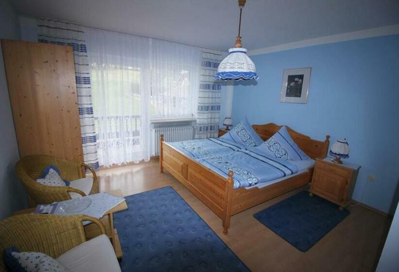 Номер Стандарт с Балконом, Gästehaus Schreiner