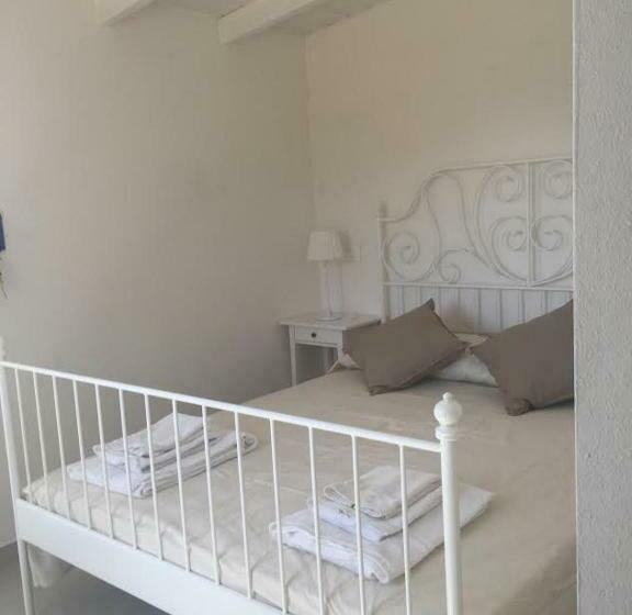 غرفة قياسية, B&b Monte Di Bu