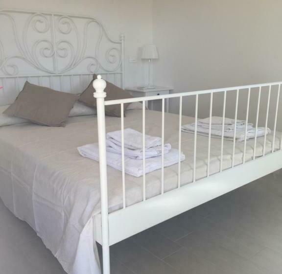 غرفة قياسية, B&b Monte Di Bu