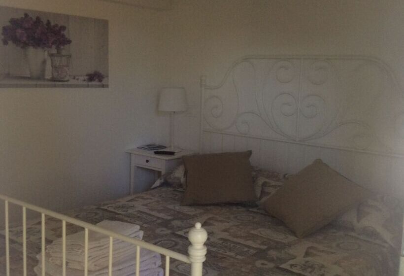 غرفة قياسية, B&b Monte Di Bu