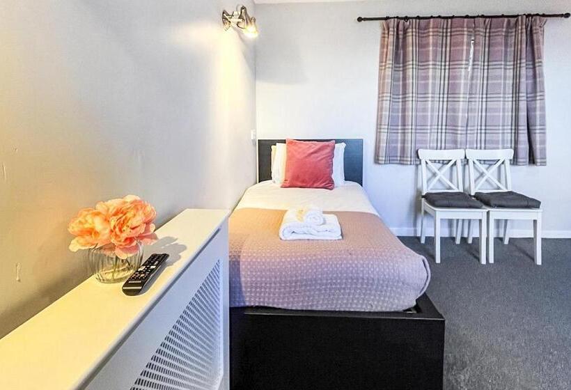 Family Suite, Broadford House Skye