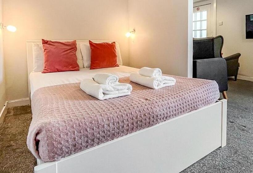 Family Suite, Broadford House Skye