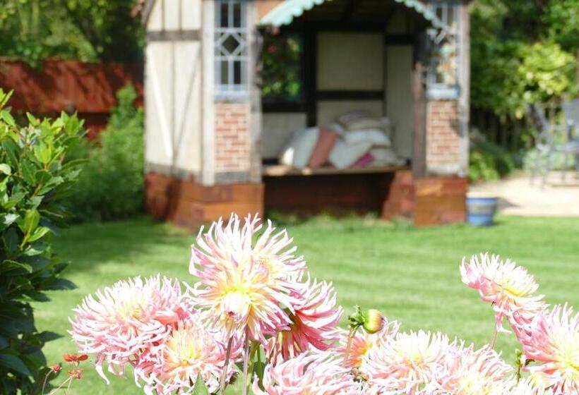 디럭스 룸, Elms Farm