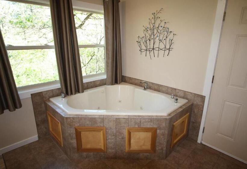 샬레, The Inn At Shasta Lake