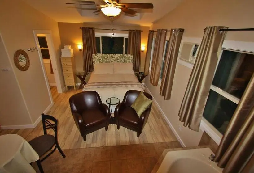 シャレー1寝室, The Inn At Shasta Lake