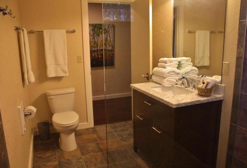 이그제큐티브 스위트, The Inn At Shasta Lake