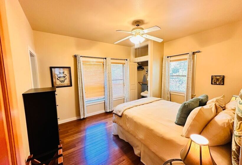 디럭스 스위트, The Inn At Shasta Lake