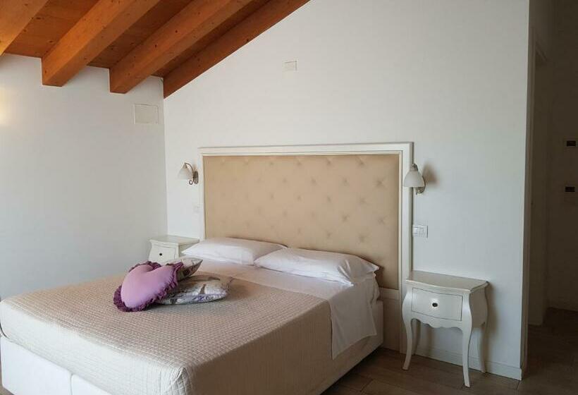 غرفة سوبيريور مطلّة علي الحديقة, Agriturismo Casa Rossa