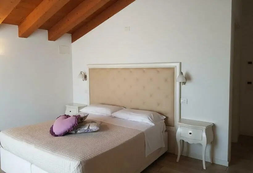 ガーデンビュースーペリアールーム, Agriturismo Casa Rossa