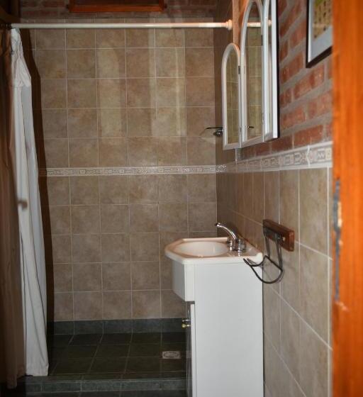 غرفة قياسية ثلاثية, Granja El Aromo