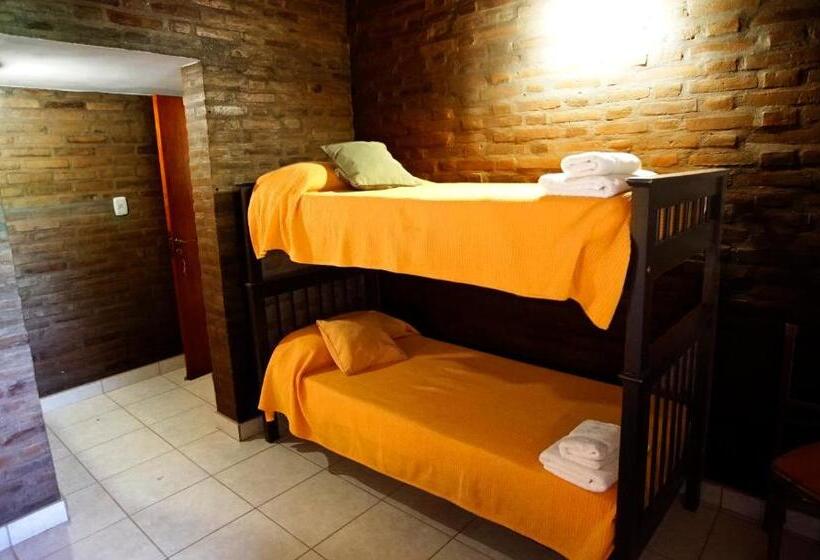 غرفة قياسية رباعية, Granja El Aromo