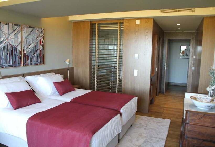 オーシャンビュースタンダードルームテラス付き, Quinta Vale Da Roca