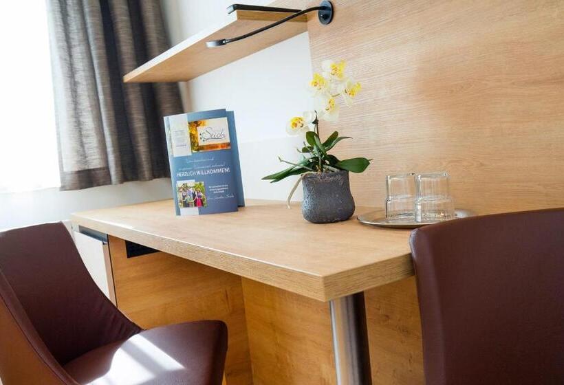 Standard-huone, Stich