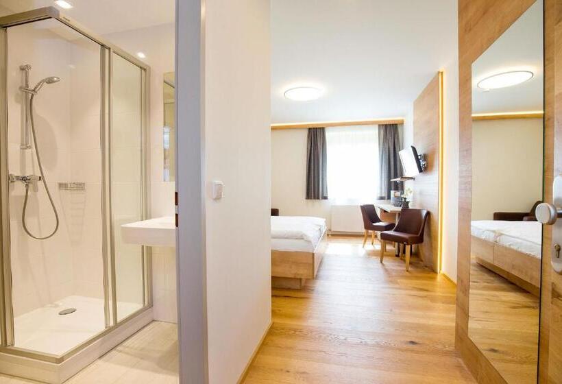 Standard-huone, Stich