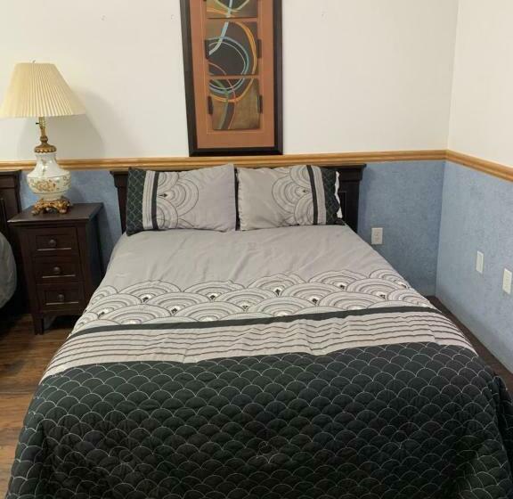 غرفة ديلوكس, Zion S Most Wanted