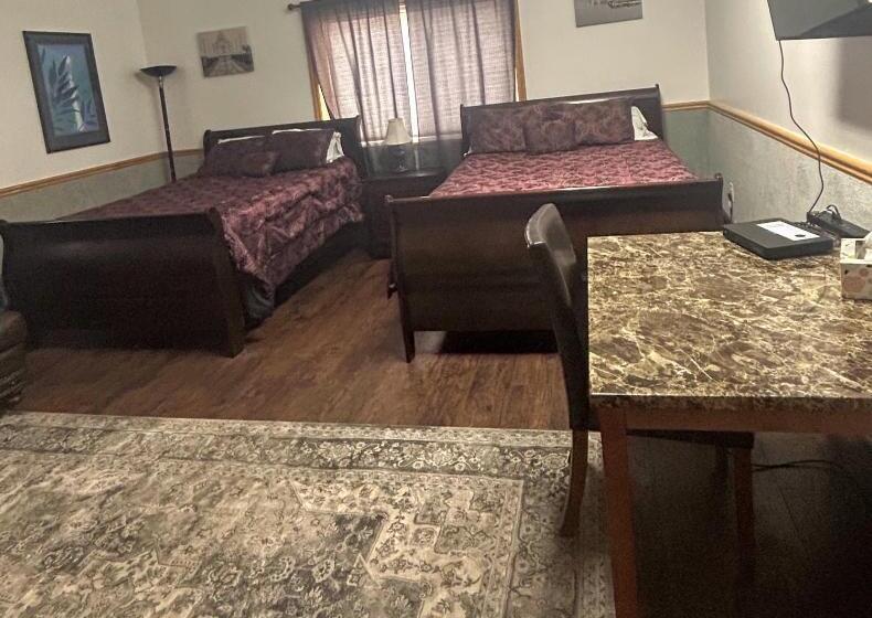 إستوديو ديلوكس, Zion S Most Wanted