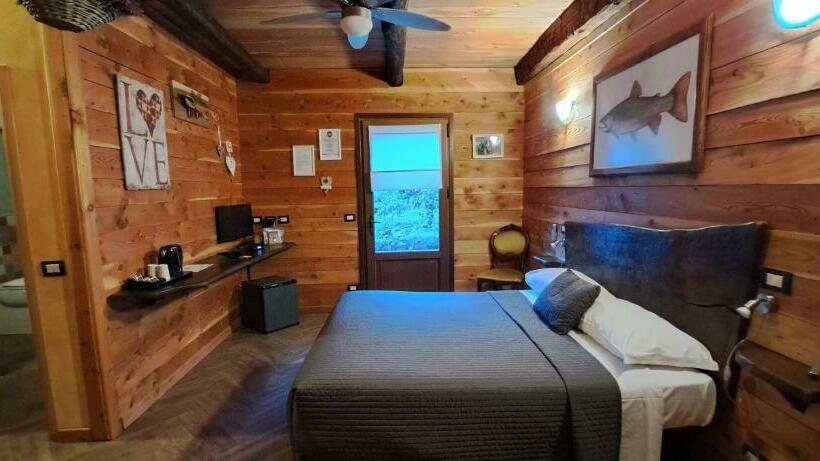 חדר סטנדרט לארבעה, Trout Lodge