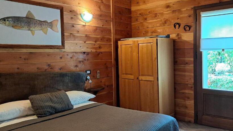 Четырехместный Номер Стандарт, Trout Lodge
