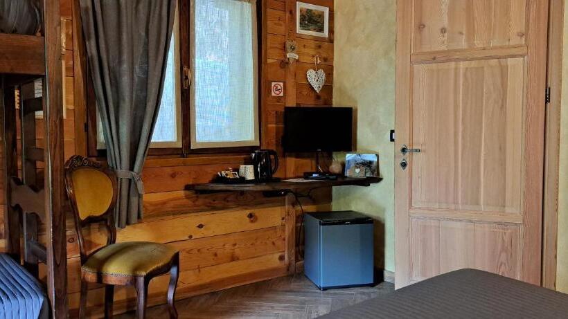 חדר סטנדרט לארבעה, Trout Lodge