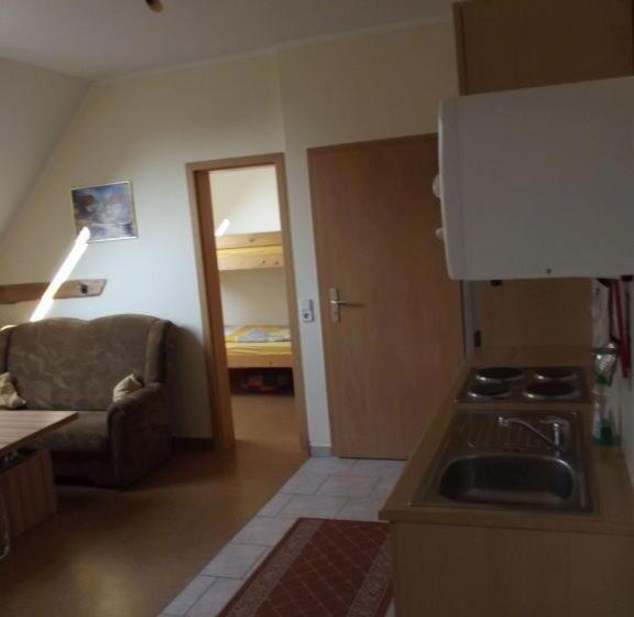 Апартаменты 2 Спальни, Pension Lindenhof