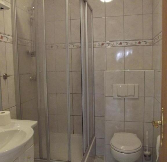 Апартаменты 2 Спальни, Pension Lindenhof