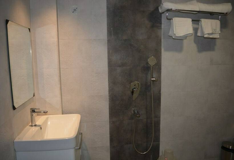 Номер Executive, The Red Velvet