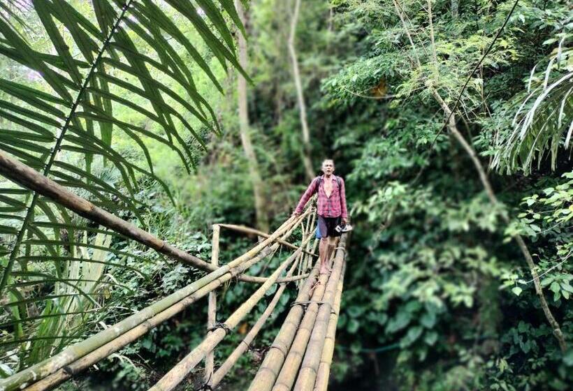 חדר סטנדרט עם מרפסת, D Kailash Retreat