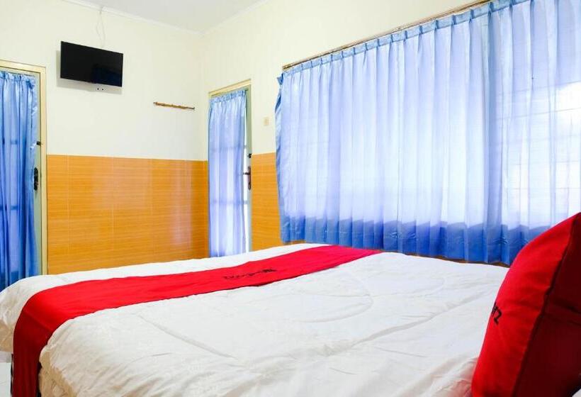 Номер Economy, Reddoorz Near Stab Syailendra Kopeng