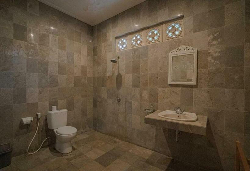 חדר סטנדרט עם מרפסת, Uma Dawa Resort And Spa