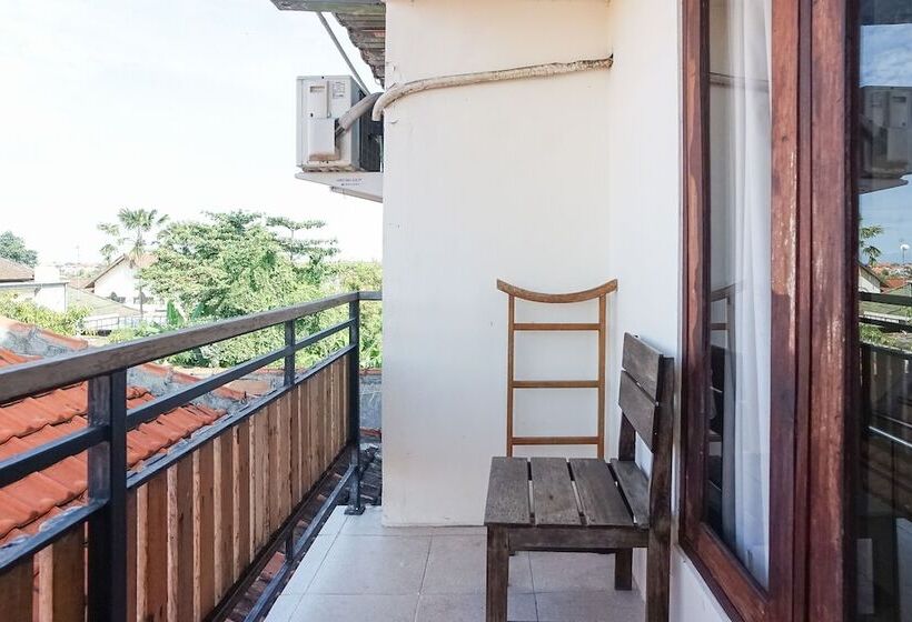 バルコニー付きデラックスルーム, Pudi Homestay