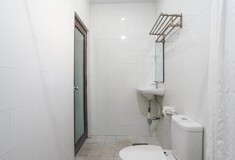 디럭스 룸 킹사이즈 침대, Pudi Homestay