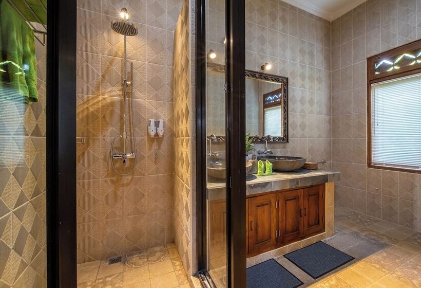 וילה בת חדר שינה 1, Villa Selonding Batu