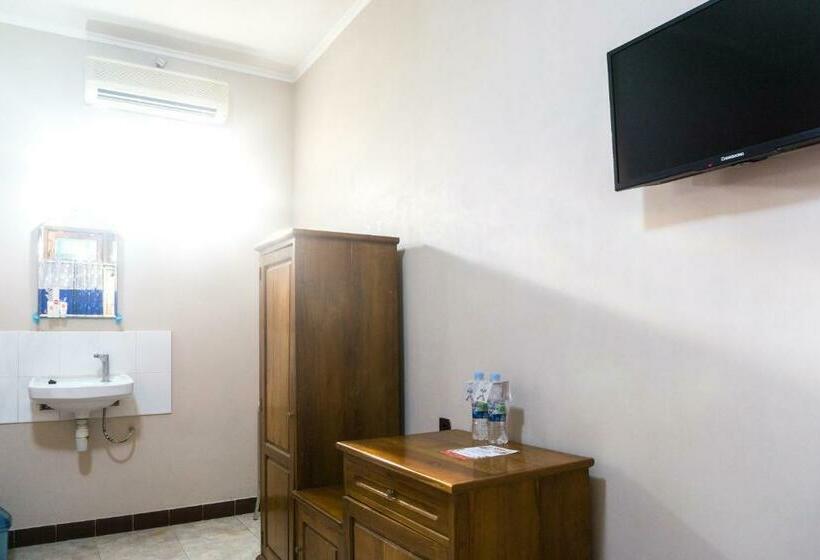 Номер Стандарт, Srikandi Hotel By Oyo Rooms