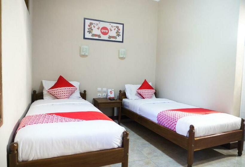 Номер Стандарт, Srikandi Hotel By Oyo Rooms