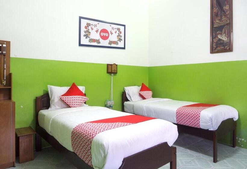 Номер Deluxe, Srikandi Hotel By Oyo Rooms