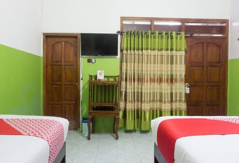 Номер Deluxe, Srikandi Hotel By Oyo Rooms