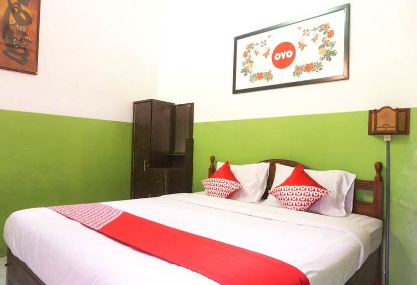 Номер Deluxe, Srikandi Hotel By Oyo Rooms