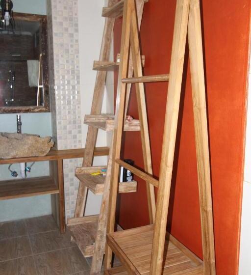 带大床的标准间, Agaliving Medewi