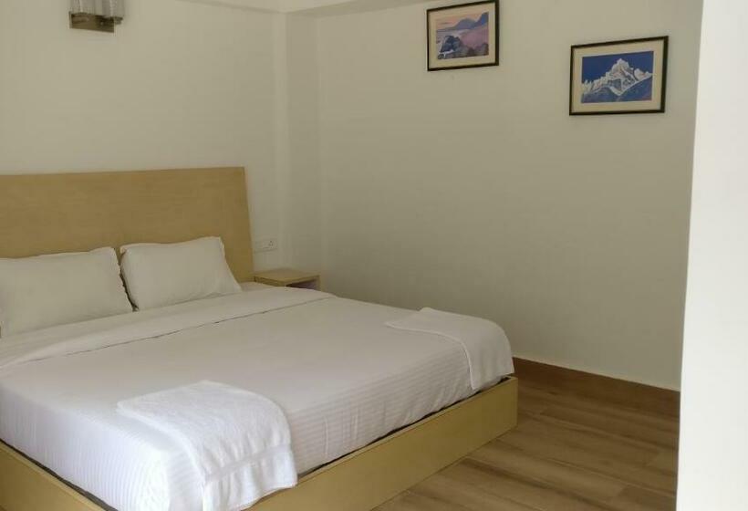 Номер Deluxe Вид на Горы, Gemoor Khar Manor House