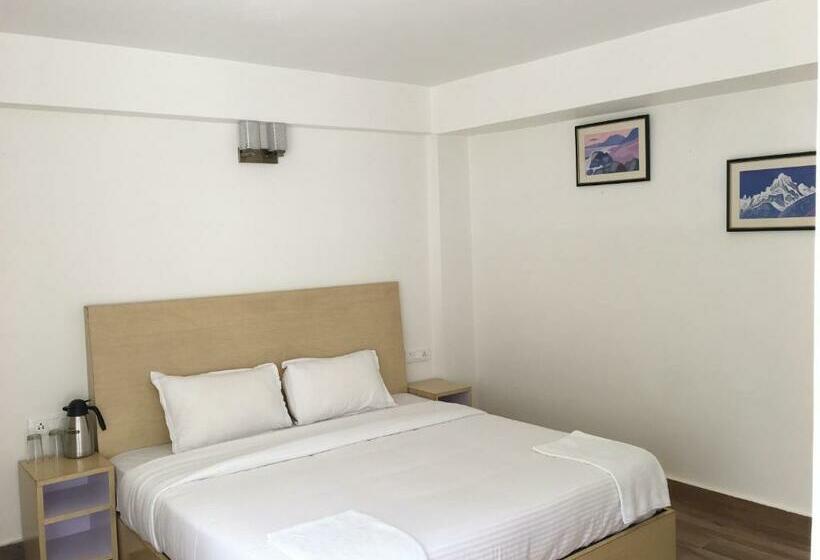 Номер Deluxe Вид на Горы, Gemoor Khar Manor House