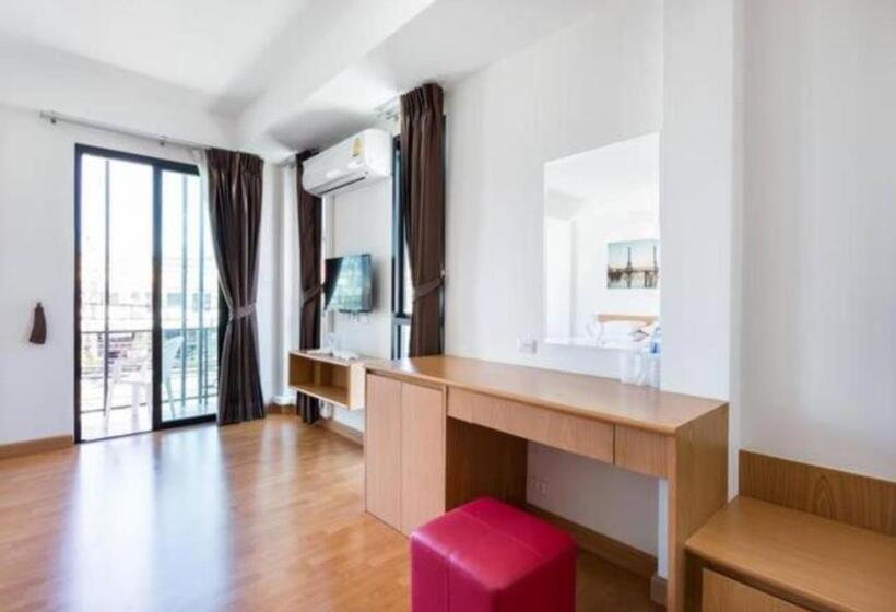 Семейный Номер, Buk Inn Hotel Sha Plus