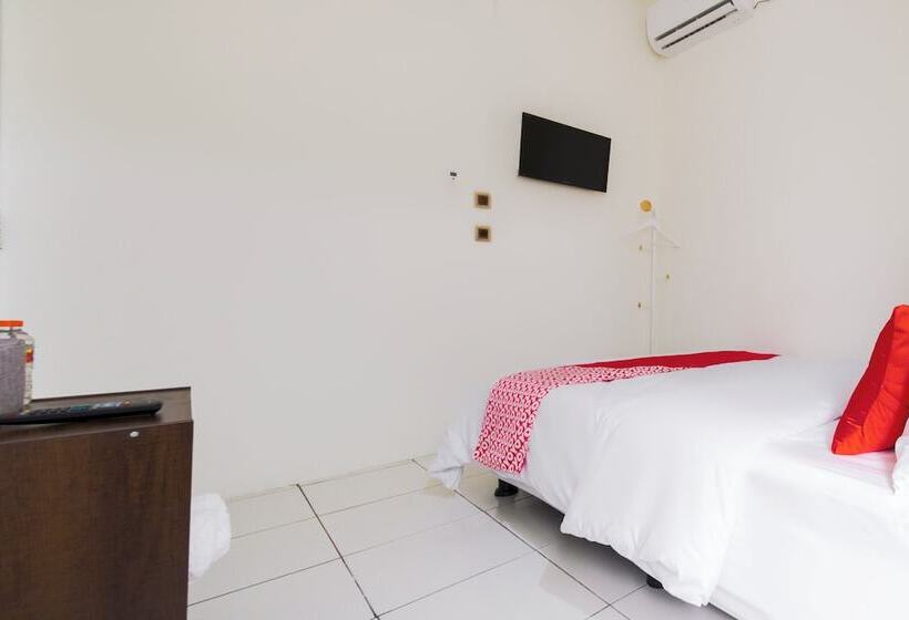 스탠다드 룸, House Of Mahira Syariah Mitra Reddoorz