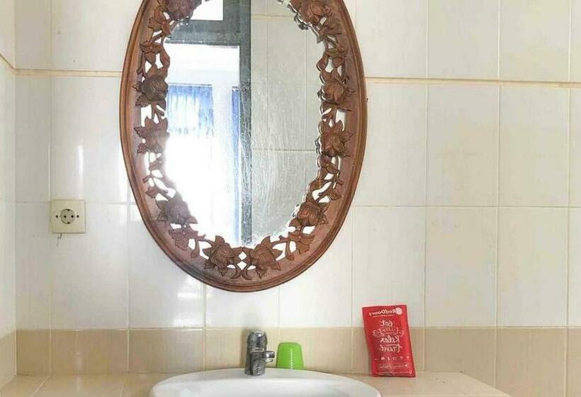 חדר סטנדרט, Reddoorz @ Batubulan Gianyar