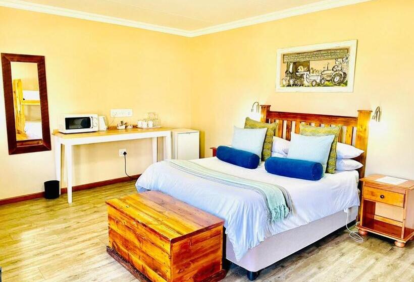 غرفة قياسية رباعية, Travalia Guest Farm