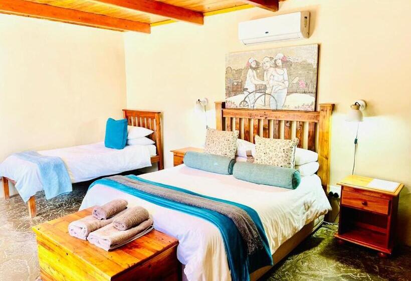 Четырехместный Номер Стандарт, Travalia Guest Farm