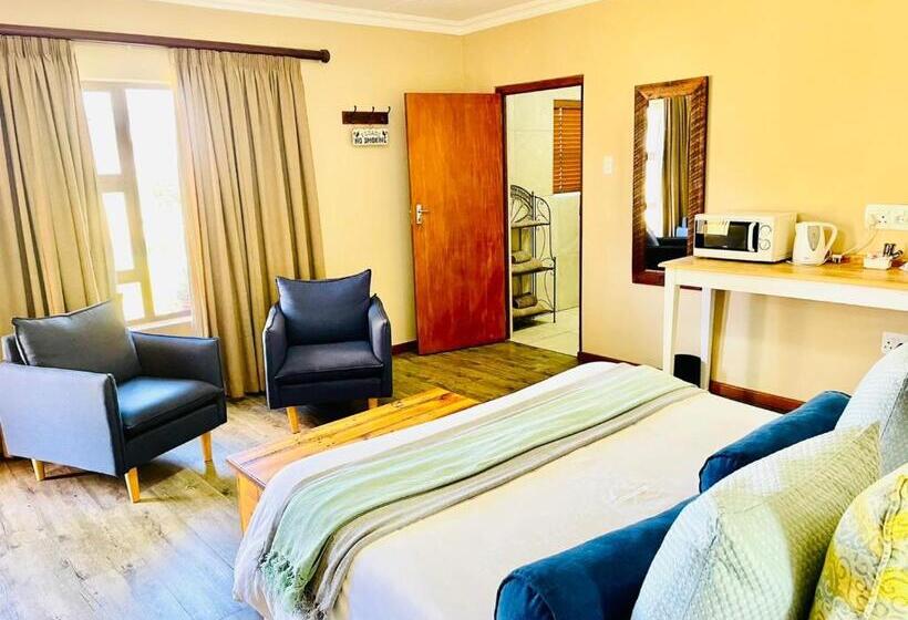 غرفة قياسية رباعية, Travalia Guest Farm